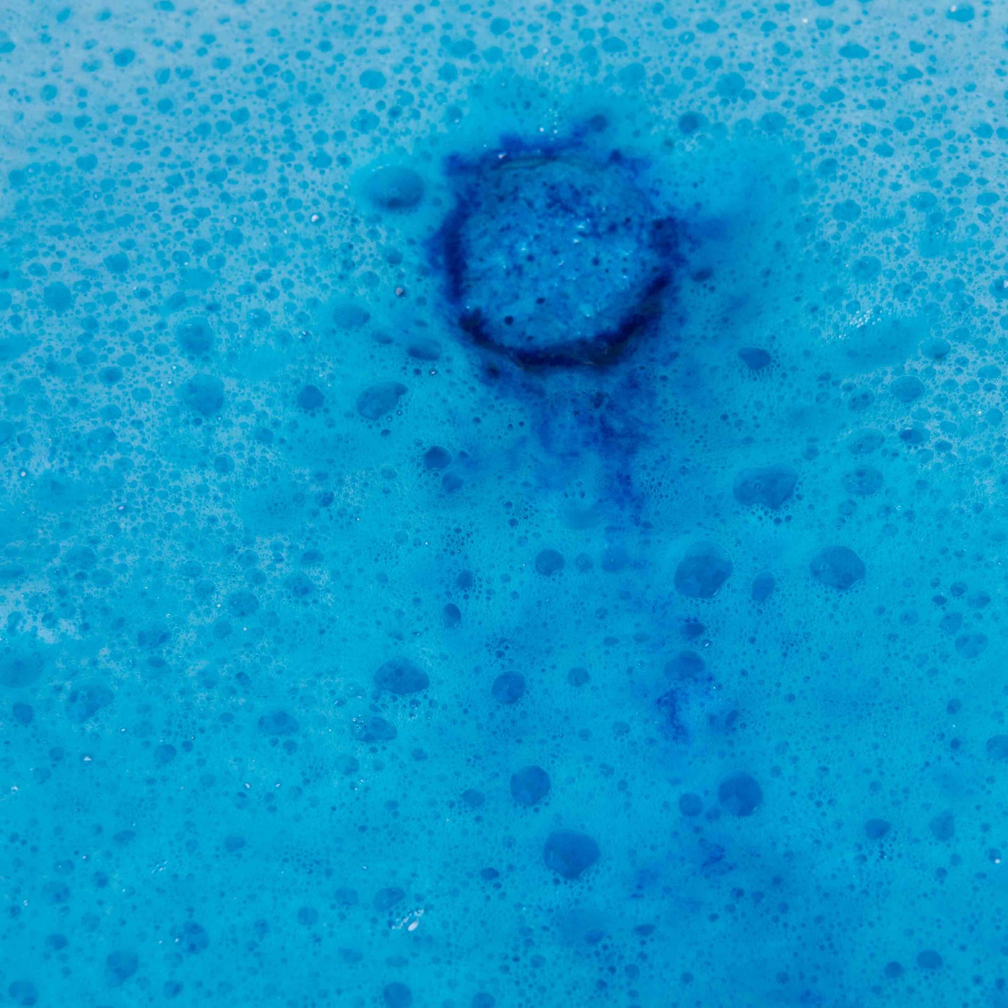 Blue Slushie Inspired Bath Bomb 140g