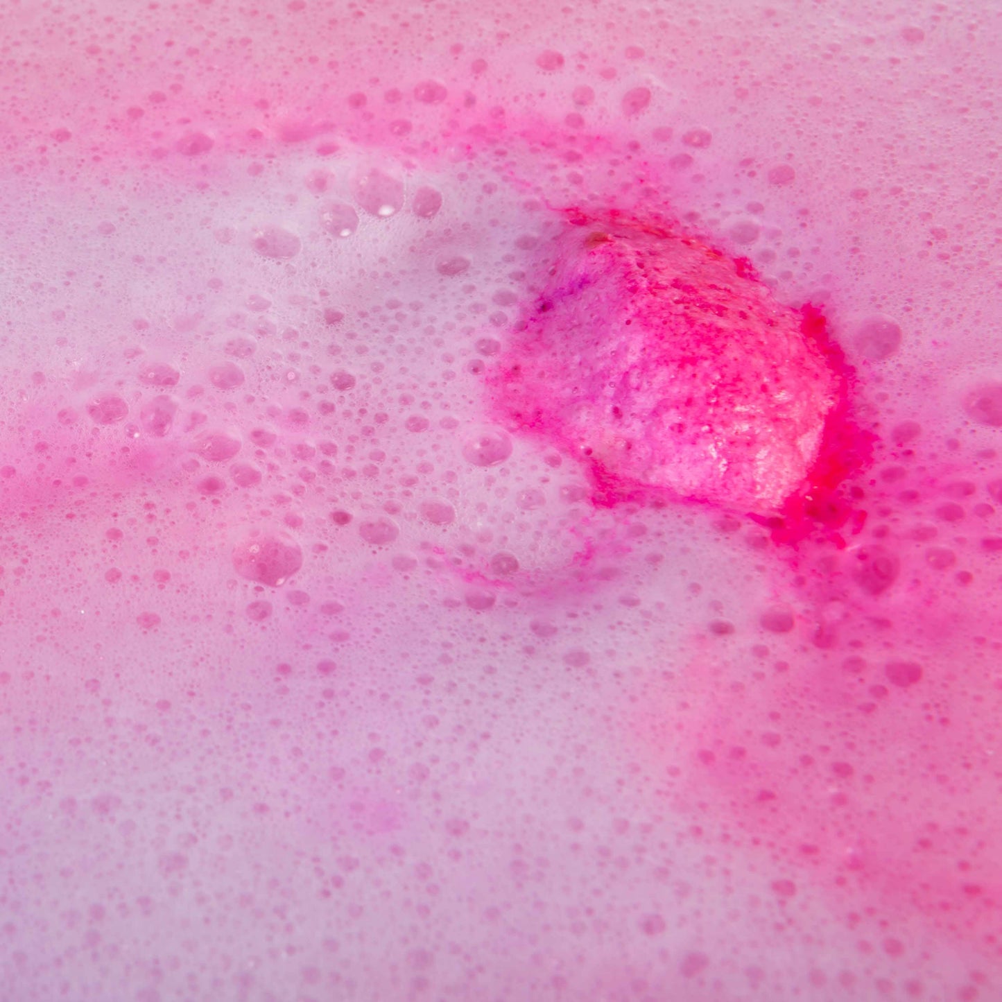 La Vie Belle Inspired Bath Bomb 140g