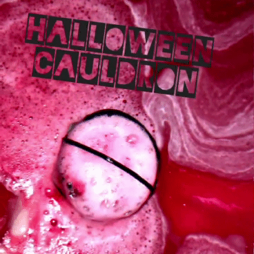 SALE Halloween LIMITED EDITION Light Up Bath Cauldron
